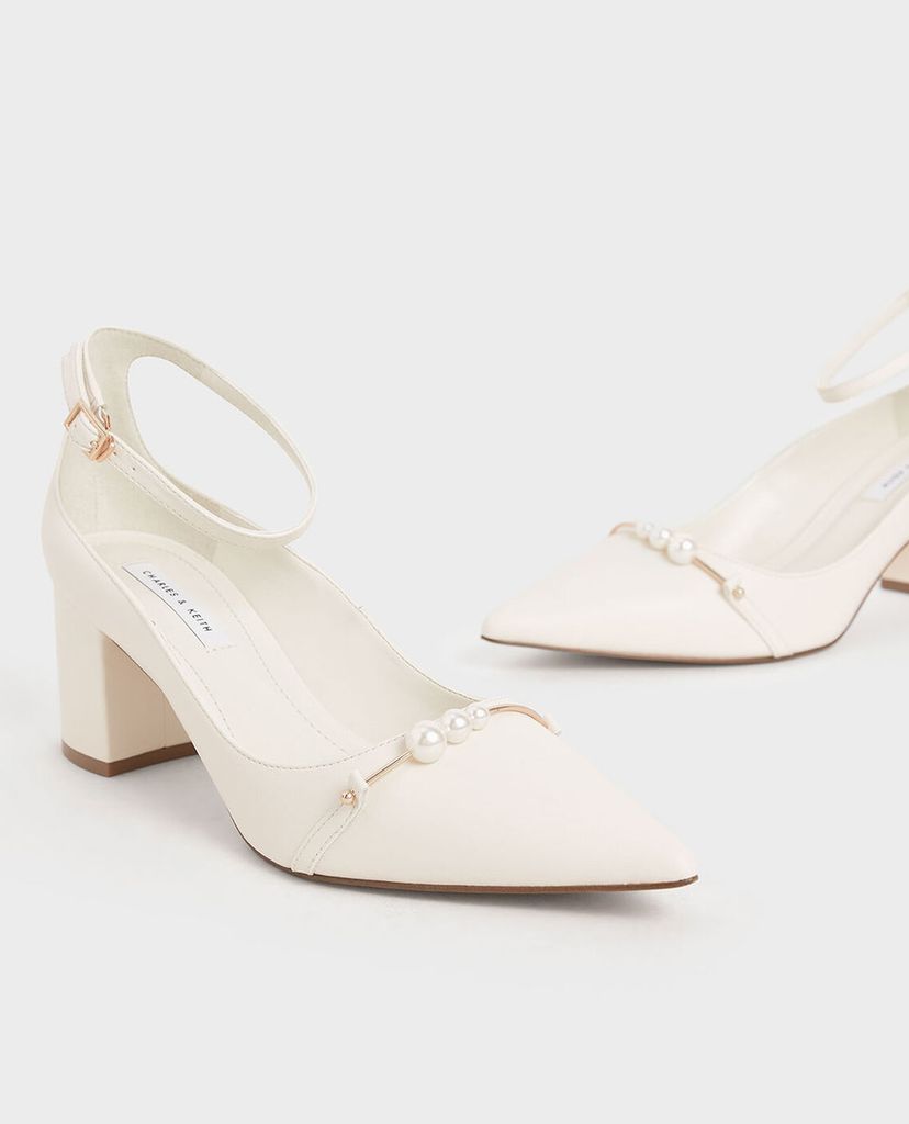 CHARLES & KEITH - Giày cao gót Embellished Pointed Toe Pumps
