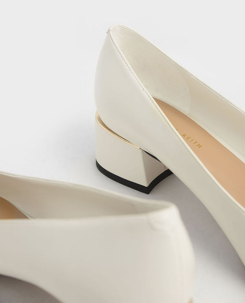 CHARLES & KEITH - Giày cao gót mũi tròn đế vuông Square Toe Block