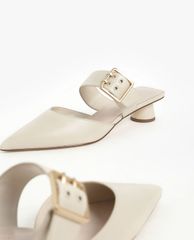 CHARLES & KEITH - Giày cao gót mũi nhọn Satin Grommet Buckle