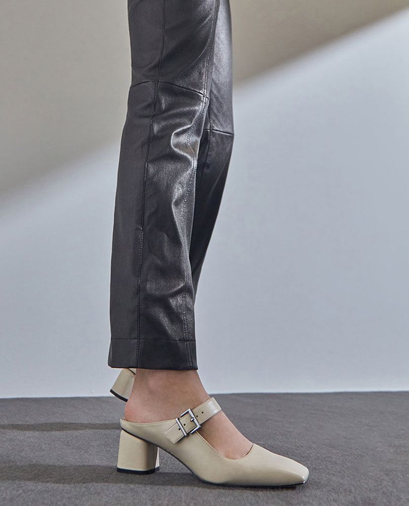 CHARLES & KEITH - Giày cao gót mũi vuông Mary Jane Block