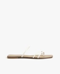 CHARLES & KEITH - Giày sandals quai ngang Strappy Thong