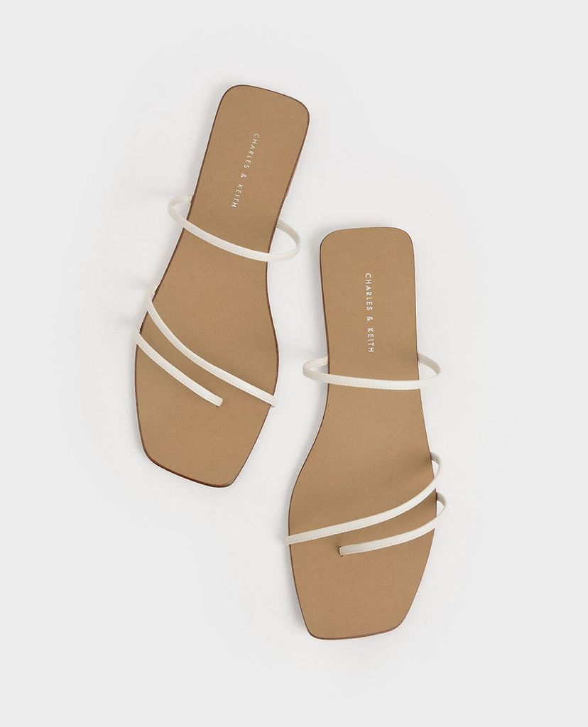 CHARLES & KEITH - Giày sandals quai ngang Strappy Thong
