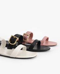 CHARLES & KEITH - Giày sandals nữ quai ngang bản vừa thời trang