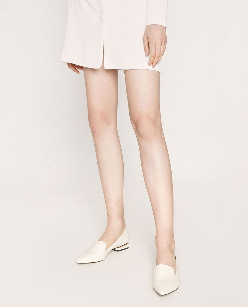 CHARLES & KEITH - Giày đế bệt mũi nhọn Metal Accent