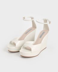CHARLES & KEITH - Giày đế xuồng quai ngang thời trang