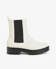 CHARLES & KEITH - Giày boots nữ đế dày Chunky Sole Chelsea
