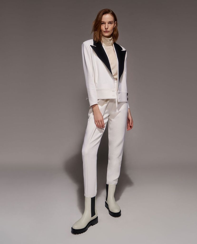 CHARLES & KEITH - Giày boots nữ đế dày Chunky Sole Chelsea