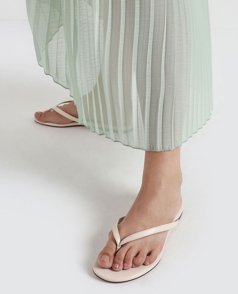 CHARLES & KEITH - Dép nữ quai mảnh Thong