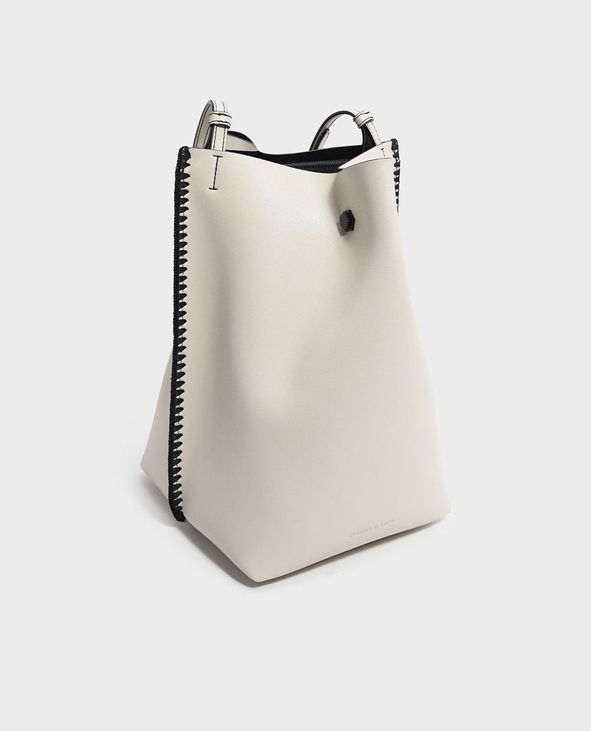 CHARLES & KEITH - Túi đeo vai nữ Whipstitch Trim Bucket