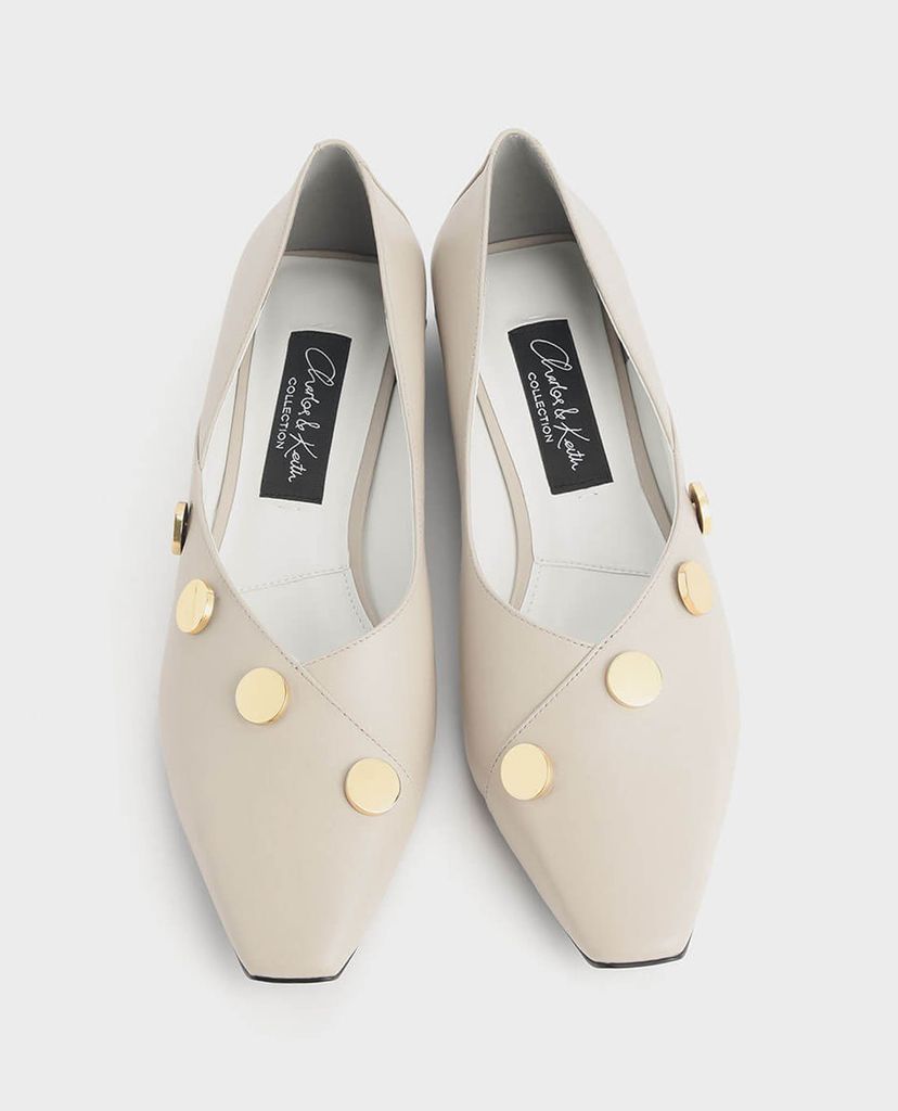 CHARLES & KEITH - Giày đế bệt Chrome Button Detail