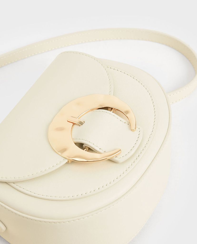 CHARLES & KEITH - Túi đeo chéo nữ Leather Saddle