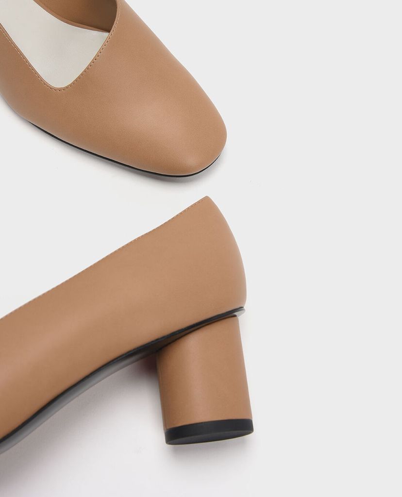 CHARLES & KEITH - Giày cao gót Asymmetric Cut Cylindrical