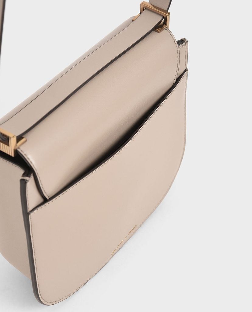CHARLES & KEITH - Túi đeo vai nữ chữ nhật Metallic Push Lock