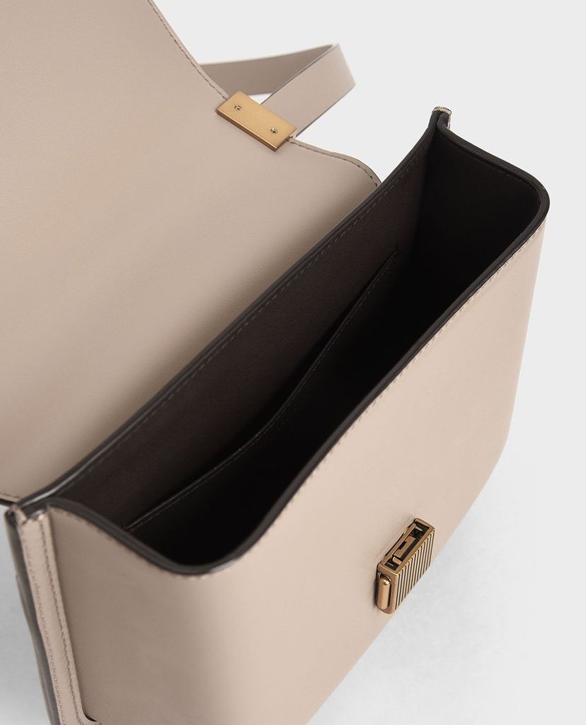 CHARLES & KEITH - Túi đeo vai nữ chữ nhật Metallic Push Lock