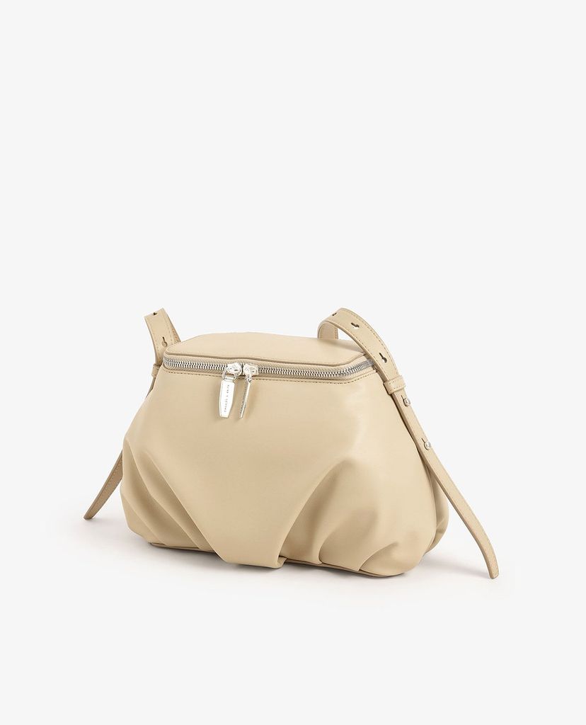 CHARLES & KEITH - Túi đeo vai phom chữ nhật Quilted