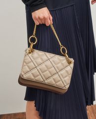 CHARLES & KEITH - Túi đeo chéo nữ tay cầm bằng kim loại thời trang
