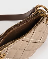 CHARLES & KEITH - Túi đeo chéo nữ tay cầm bằng kim loại thời trang