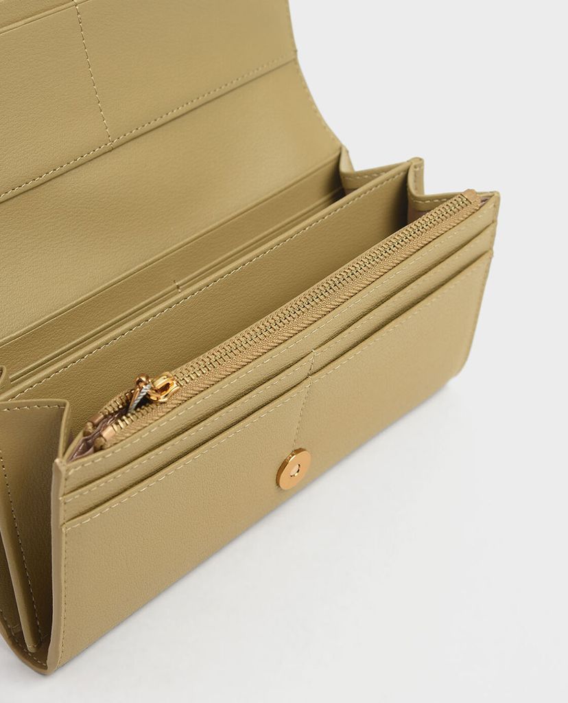 CHARLES & KEITH - Ví nữ hình chữ nhật Mini Front Flap