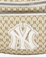 MLB - Túi bao tử thời trang Monogram