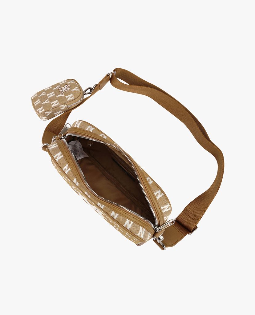 MLB - Túi đeo chéo chữ nhật Jacquard Monogram