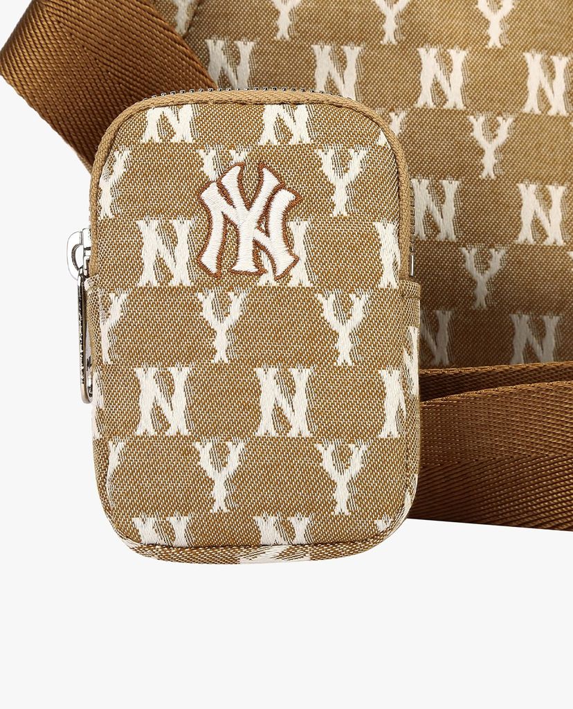 MLB - Túi bao tử thời trang Jacquard Monogram