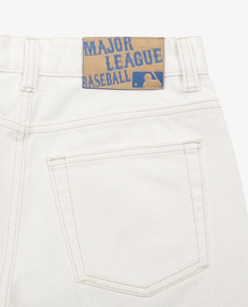 MLB - Quần shorts jeans nữ phối logo thời trang
