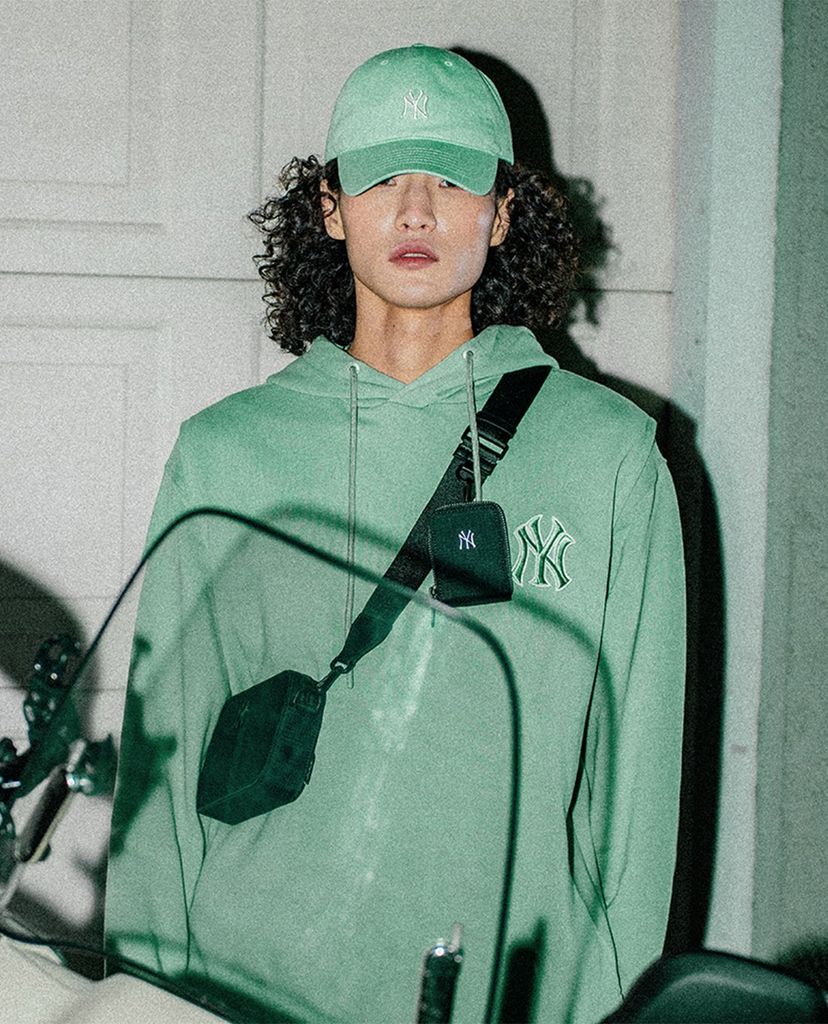 MLB - Áo hoodie tay dài phối mũ thời trang Mega Logo