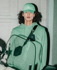 MLB - Áo hoodie tay dài phối mũ thời trang Mega Logo