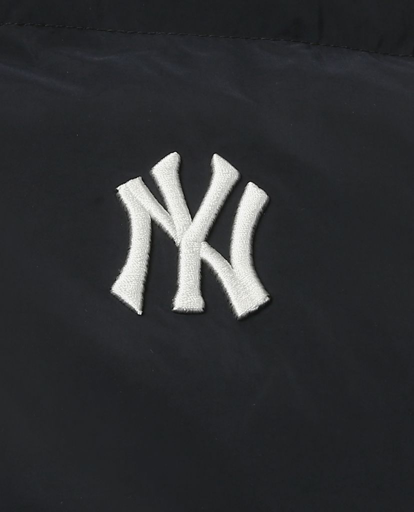 MLB - Áo khoác phao Mega Logo