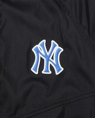 MLB - Áo khoác kiểu tay dài phối mũ trùm Coolfield Lightweight