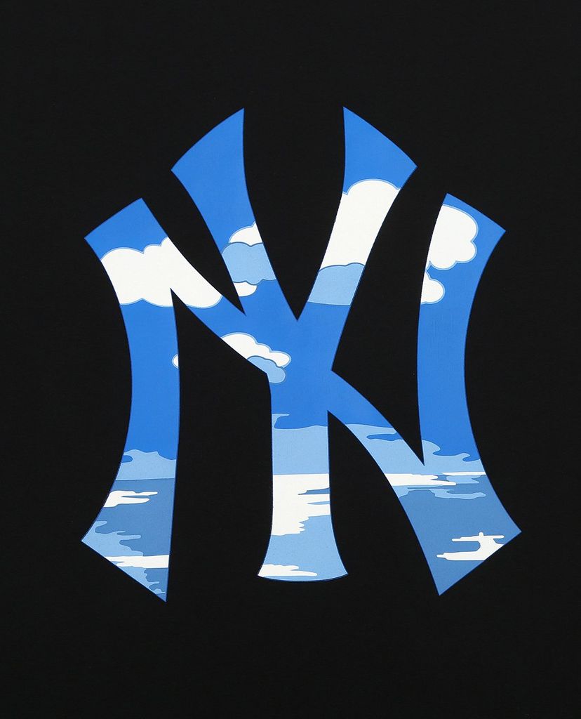 MLB - Áo thun tay ngắn cổ tròn Hot Summer Cloud