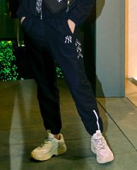 MLB - Quần jogger lưng thun Seamball Woven
