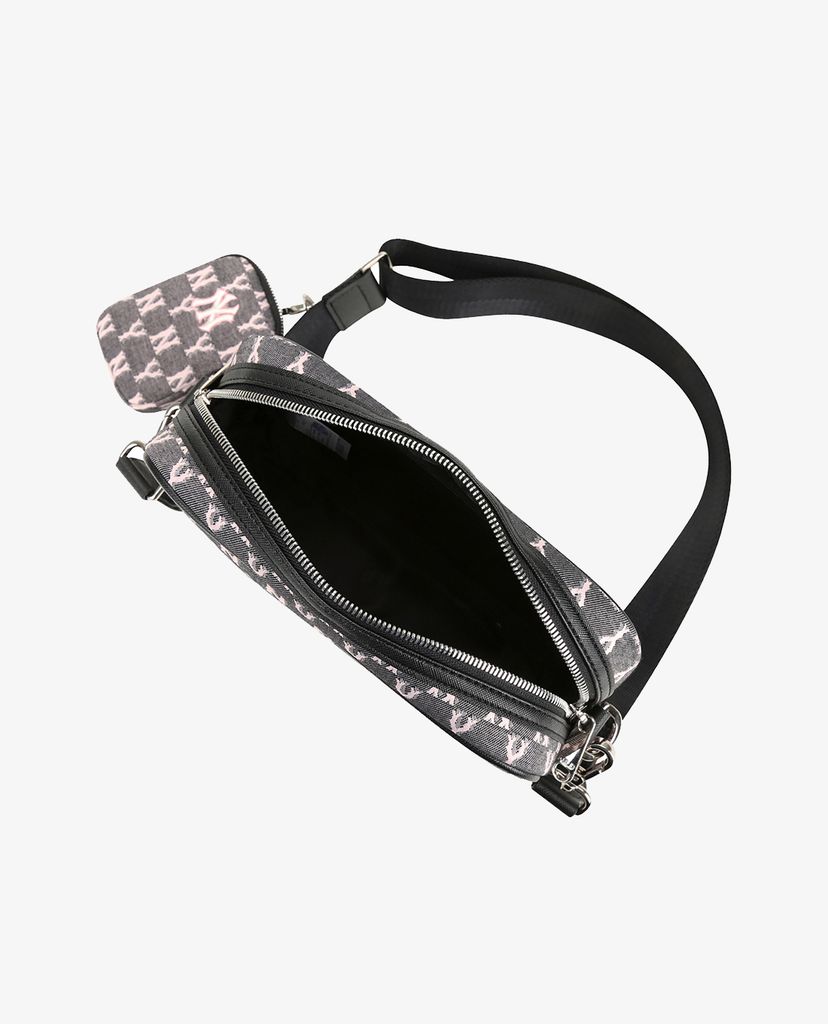 MLB - Túi đeo chéo chữ nhật Jacquard Monogram