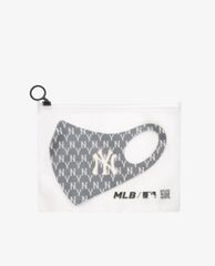 MLB - Khẩu trang vải phối họa tiết monogram cá tính