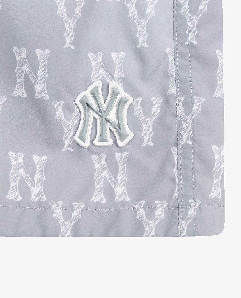 MLB - Quần short nữ lưng thun Monogram Poly