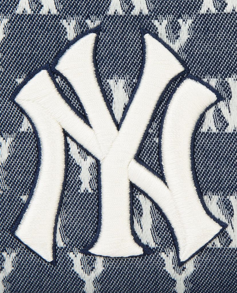 MLB - Túi đeo chéo Jacquard Monogram Hip Sack