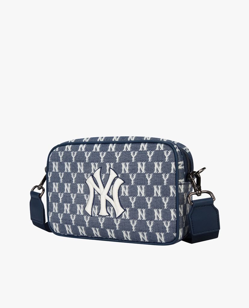 MLB - Túi đeo chéo chữ nhật Jacquard Monogram