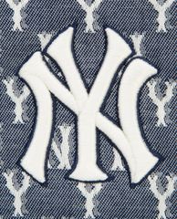 MLB - Túi đeo chéo chữ nhật Jacquard Monogram Neck Pouch