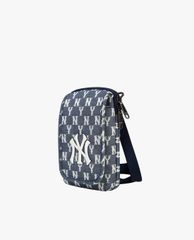 MLB - Túi đeo chéo chữ nhật Monogram Jacquard