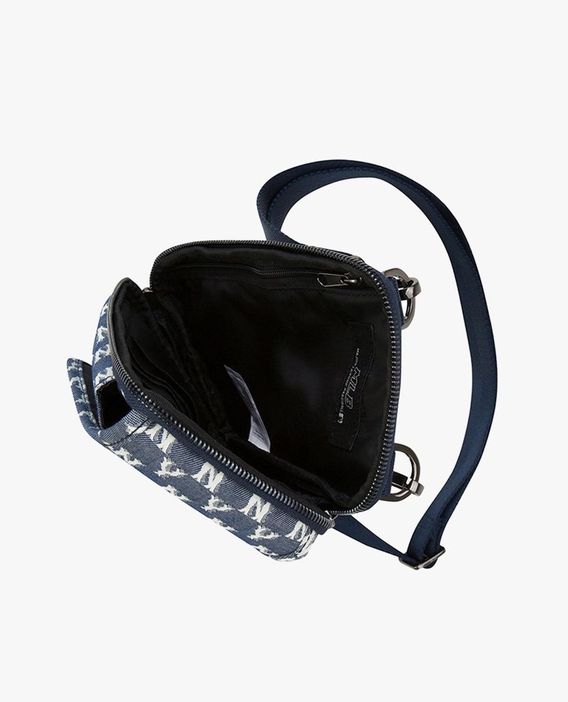 MLB - Túi đeo chéo chữ nhật Monogram Jacquard