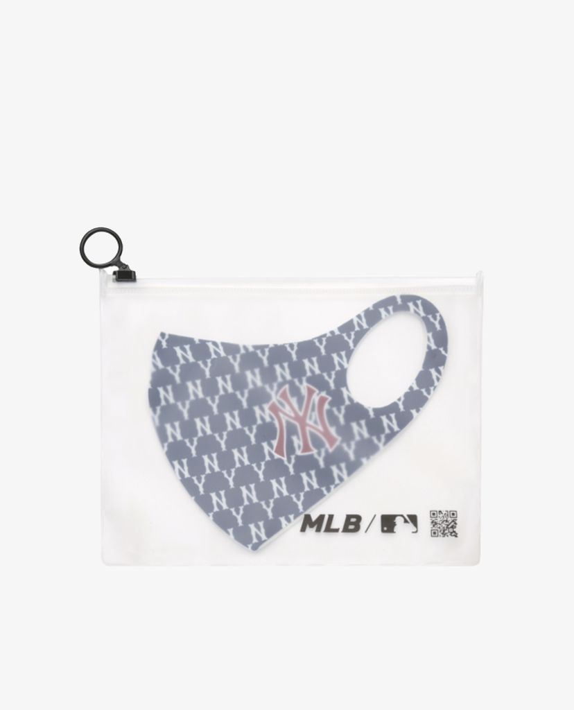 MLB - Khẩu trang vải phối họa tiết monogram cá tính