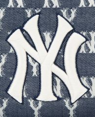 MLB - Túi bao tử thời trang Jacquard Monogram