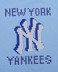 MLB - Áo thun cổ tròn ngắn tay PLAY Back Pixel Logo