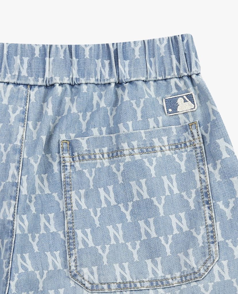 MLB - Quần shorts jeans nữ Monogram Print Denim