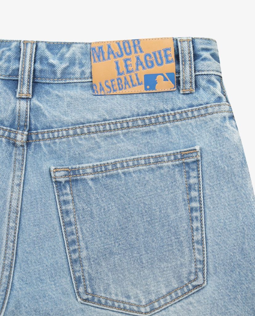 MLB - Quần shorts jeans nữ phối logo thời trang