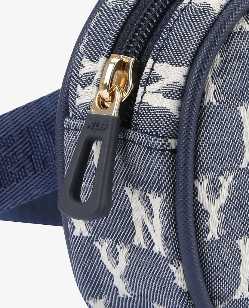 MLB - Túi bao tử phom bầu dục Denim Monogram