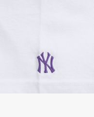 MLB - Áo thun cổ tròn ngắn tay PLAY Pixel Lettering