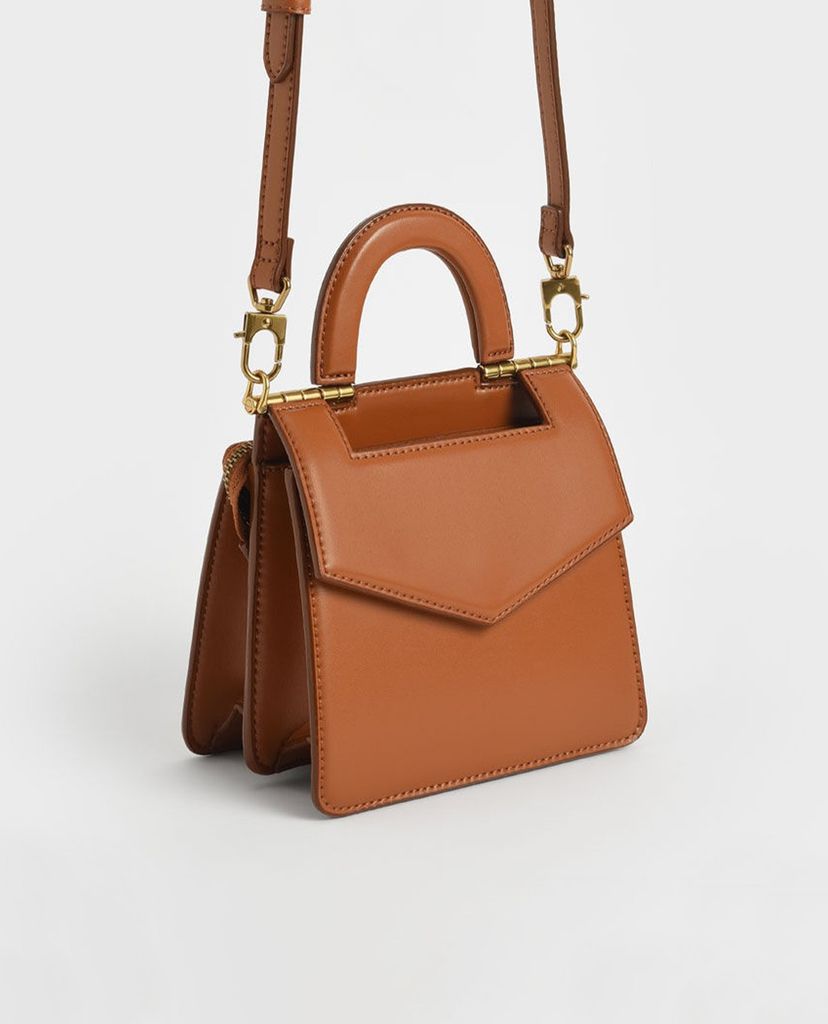 CHARLES & KEITH - Túi xách tay nữ hình vuông Top Envelope