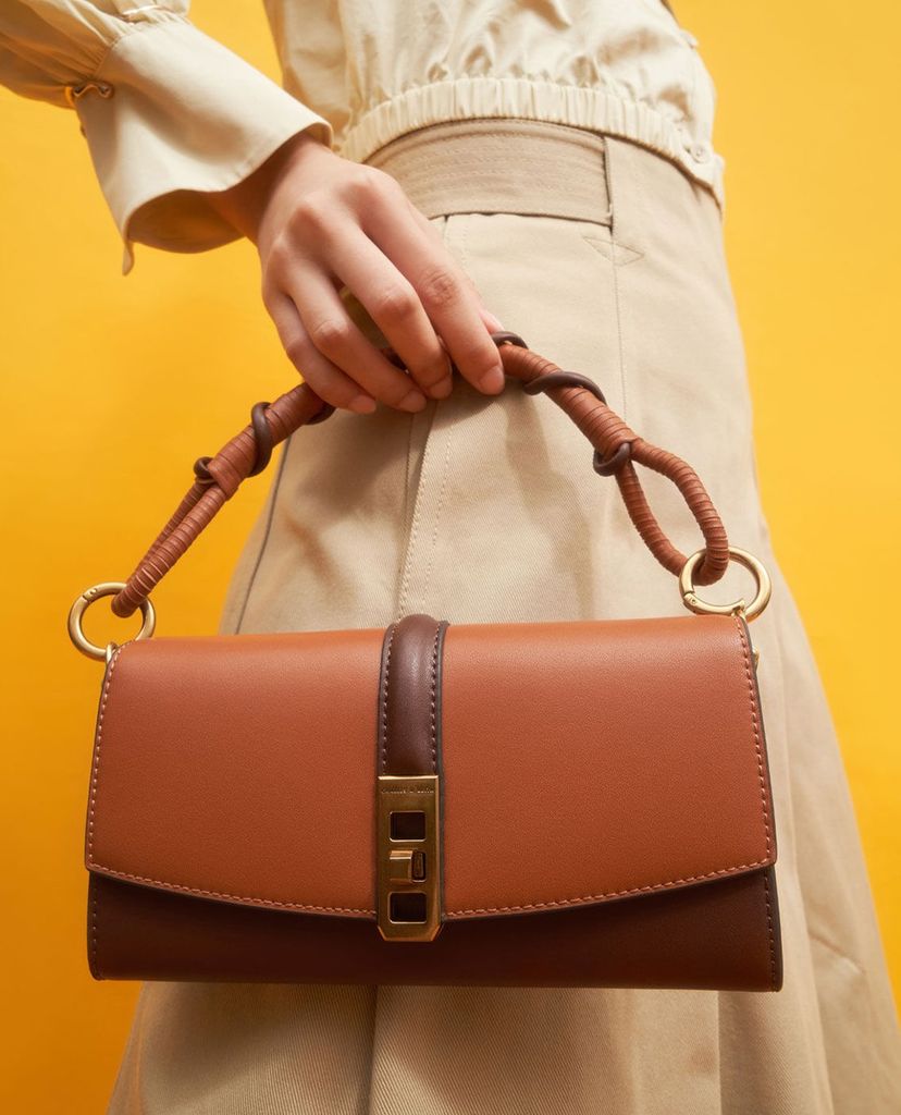 CHARLES & KEITH - Ví cầm tay nữ chữ nhật Coiled Top