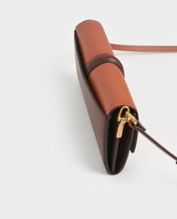 CHARLES & KEITH - Ví cầm tay nữ chữ nhật Coiled Top